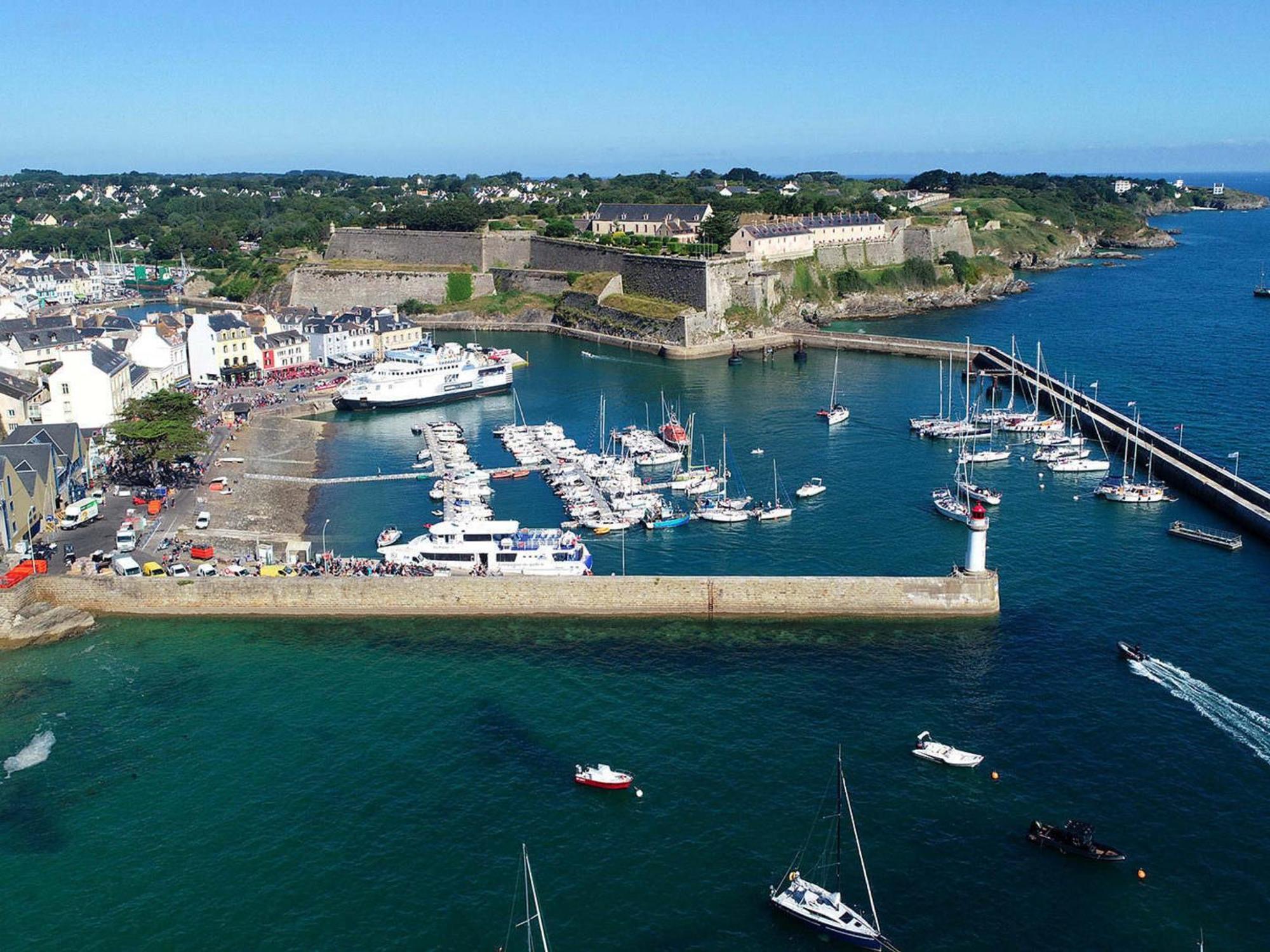 Studio Renove Avec Parking, Wifi, Proche Plage Et Centre - Fr-1-418-93 勒帕莱 外观 照片